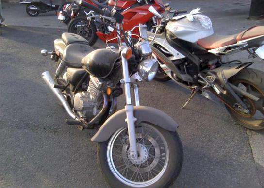 Suzuki GZ250