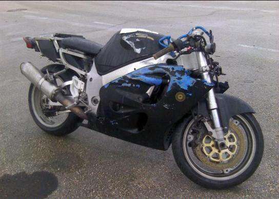 Suzuki GSX-R750