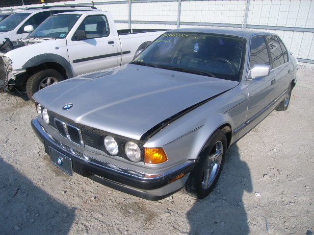 BMW 735iL