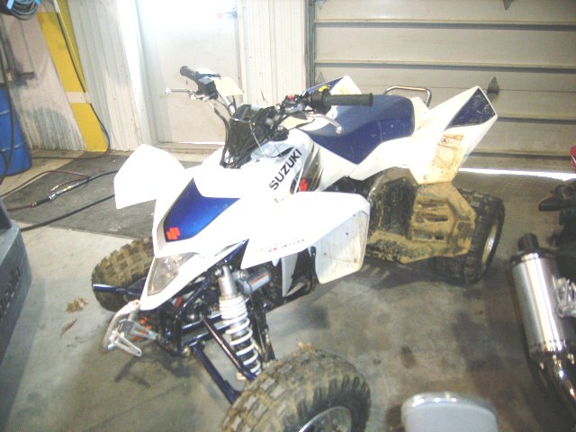 Suzuki LT-R450
