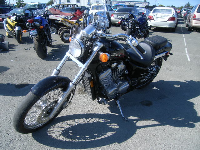 Honda VT600C (SHADOW VLX)