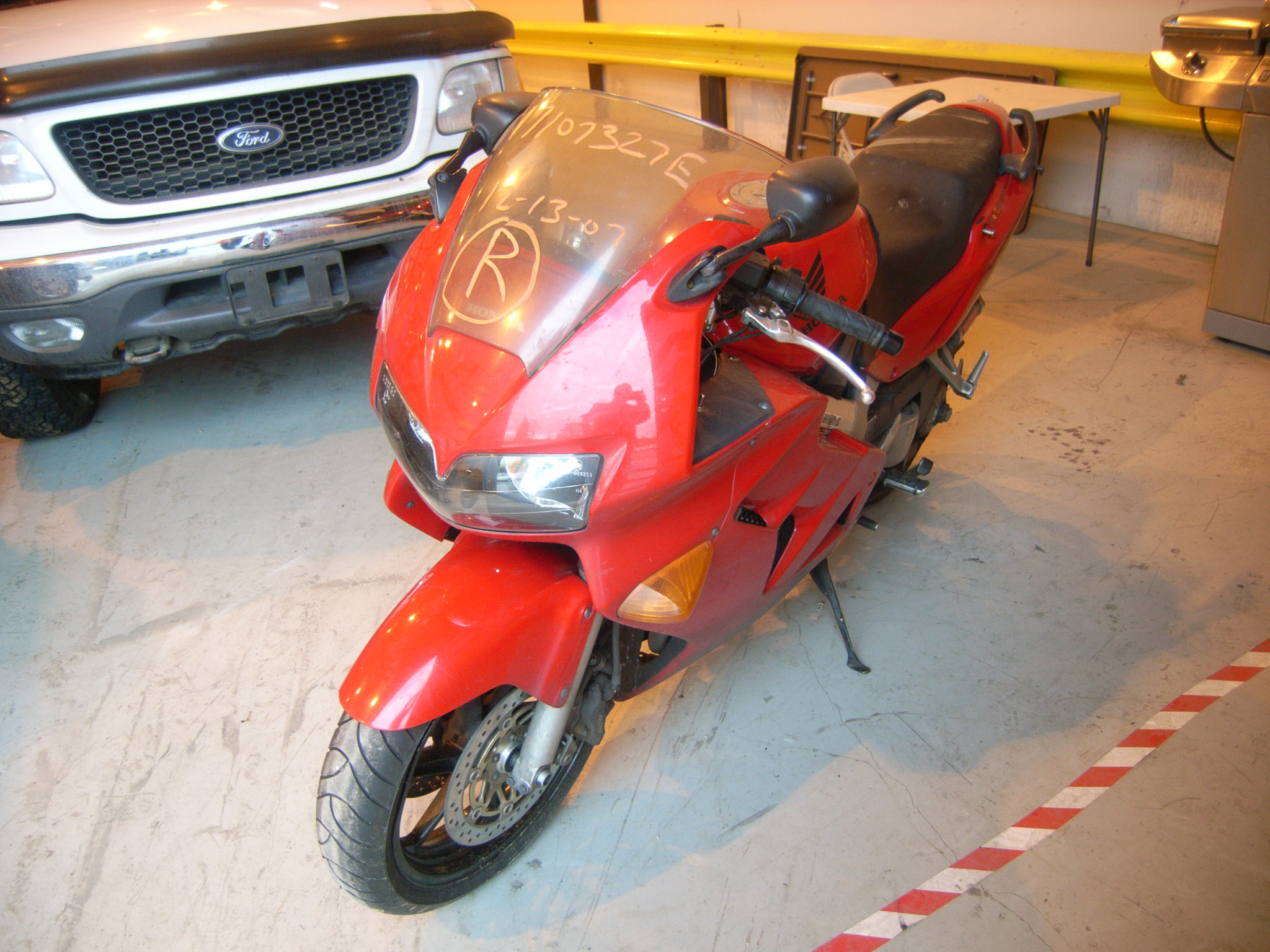 Honda VFR800Fi (INTERCEPTOR)