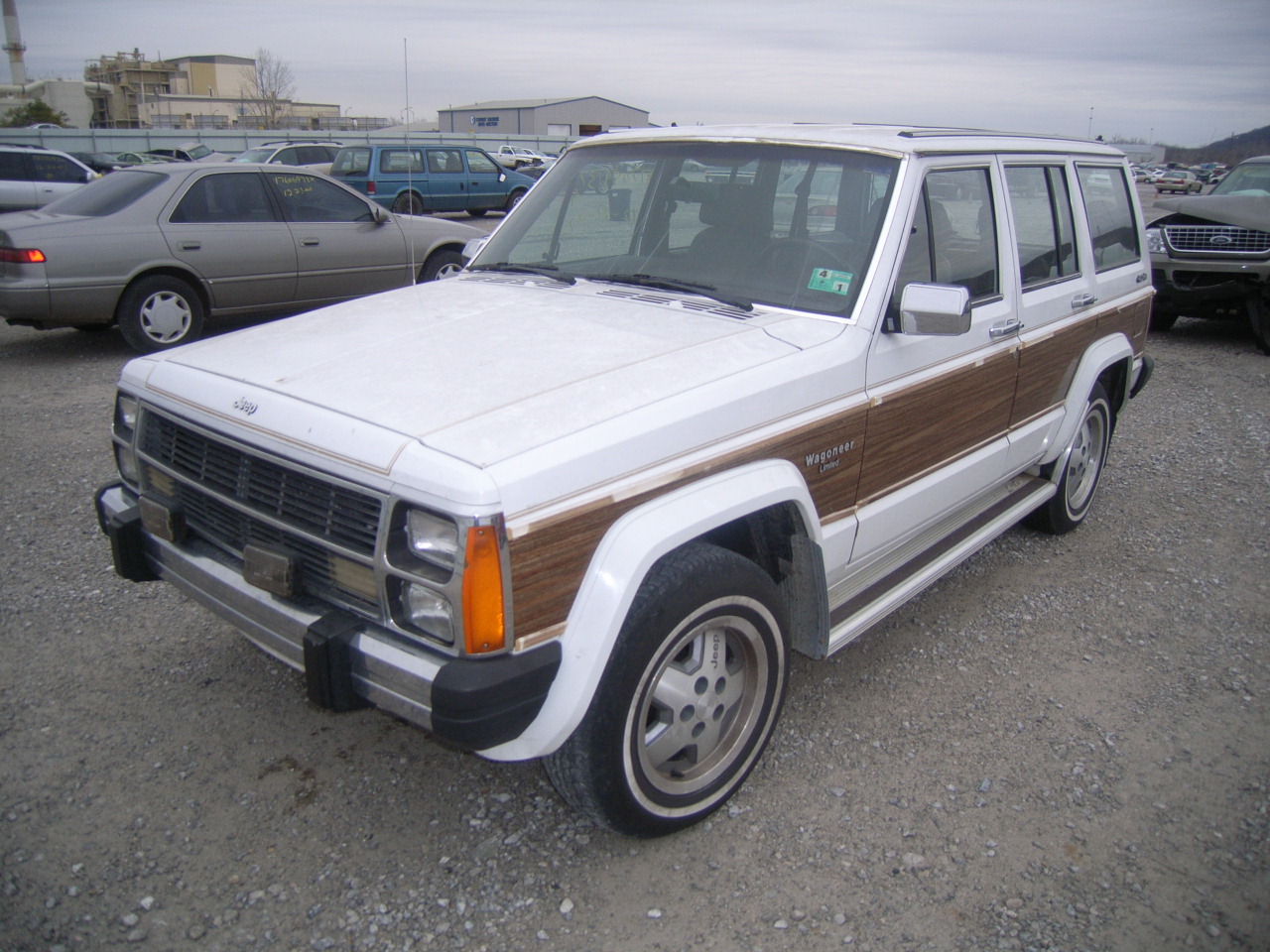 Jeep Wagoneer