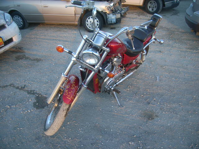 Suzuki VS800
