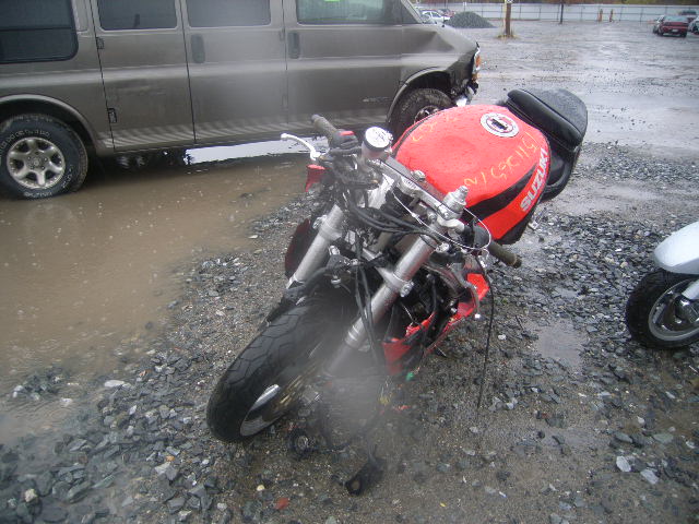 Suzuki GSX-R750