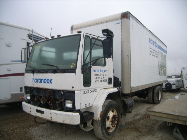 Ford CF8000