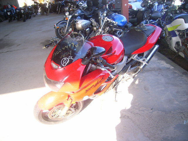 Honda VTR1000F (SUPERHAWK)