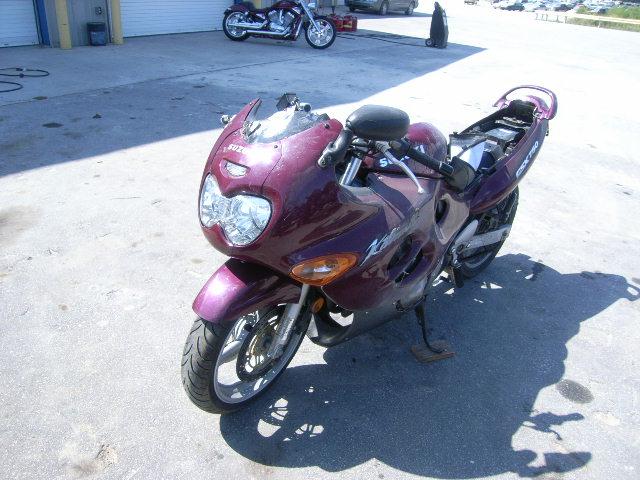 Suzuki GSX750F