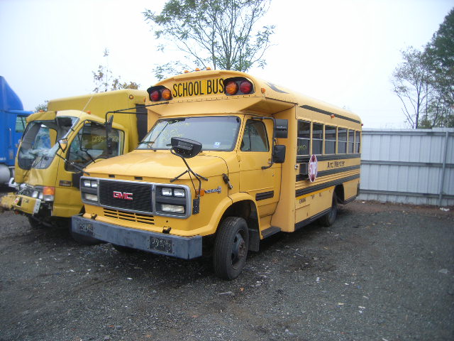 GMC Cutaway Chassis