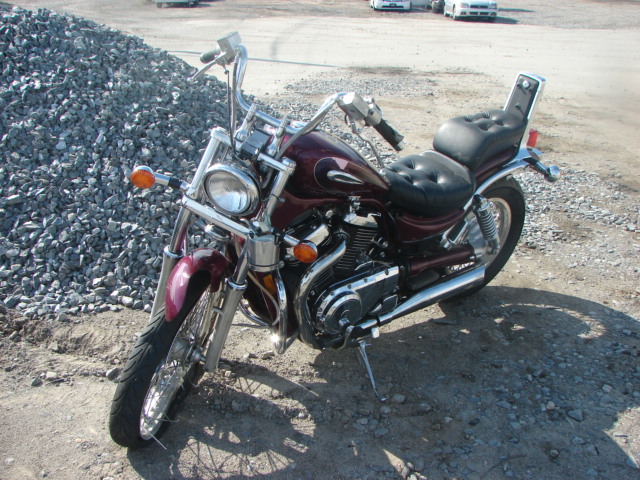 Suzuki VS800