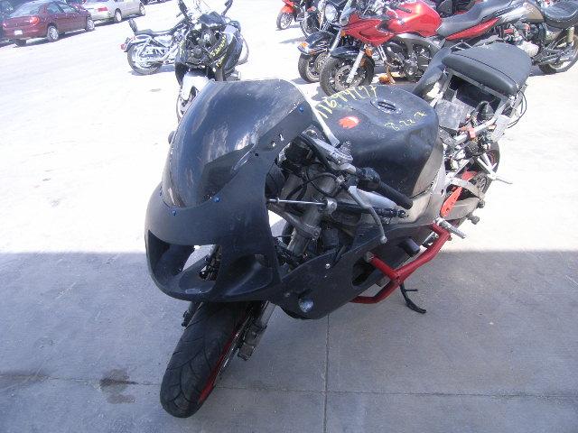 Suzuki GSX-R750
