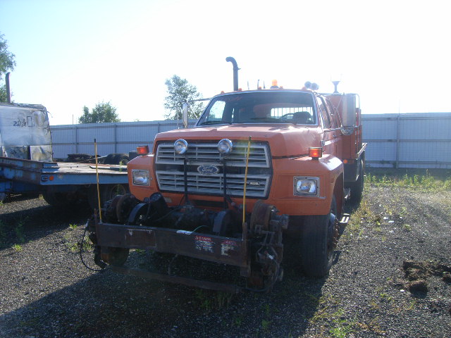 Ford F-700