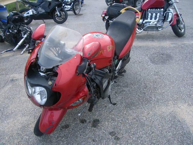 Suzuki GSX750F