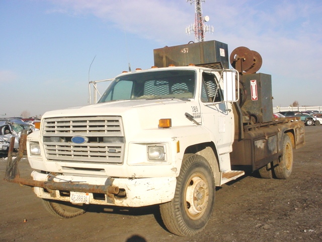 Ford F-700