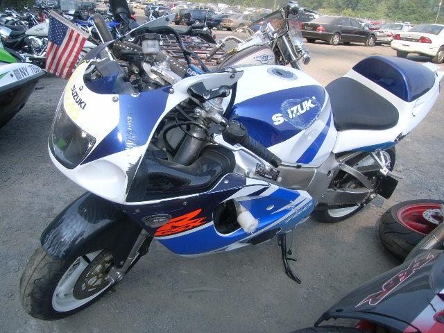 Suzuki GSX-R750