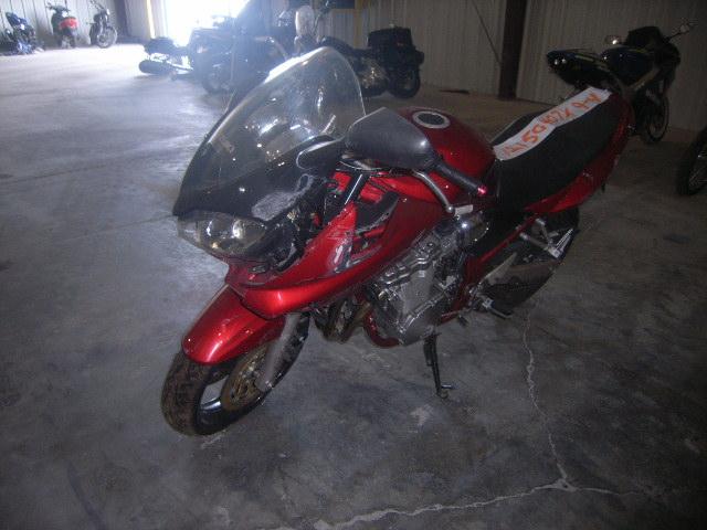 Suzuki GSF600S