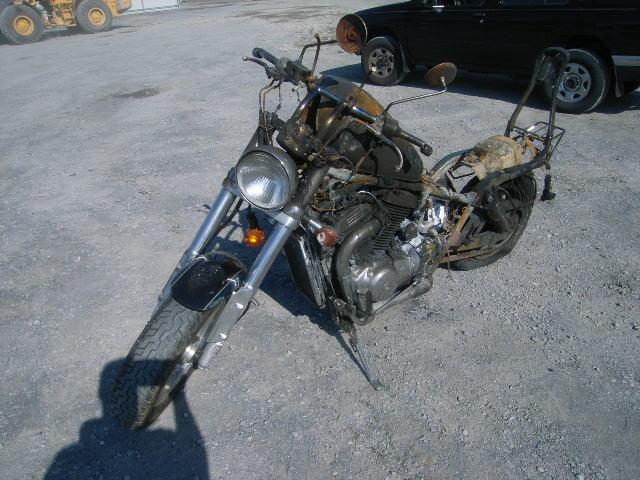 Suzuki VZ800