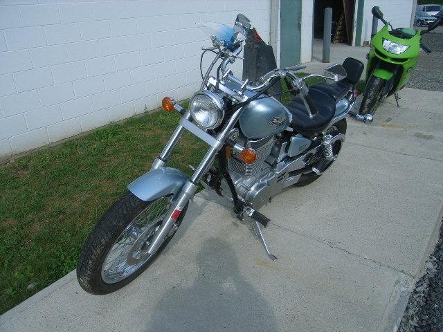 Suzuki LS650P