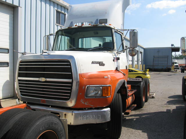 Ford LA9000