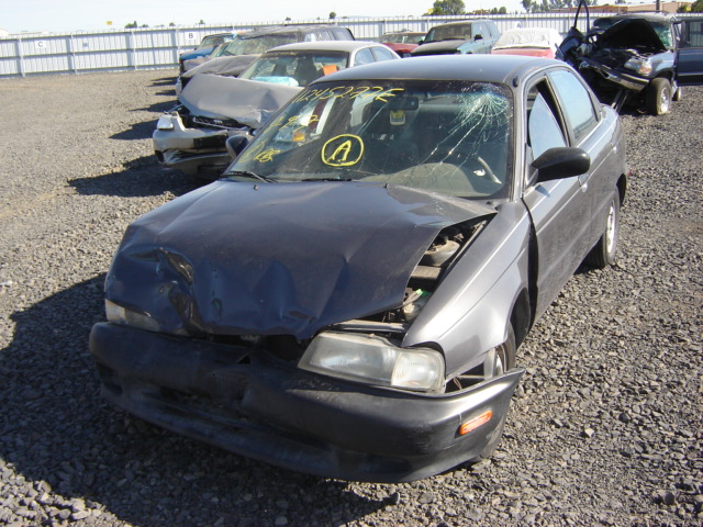 Suzuki Esteem
