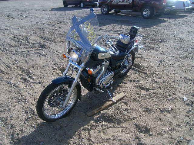Suzuki VS800