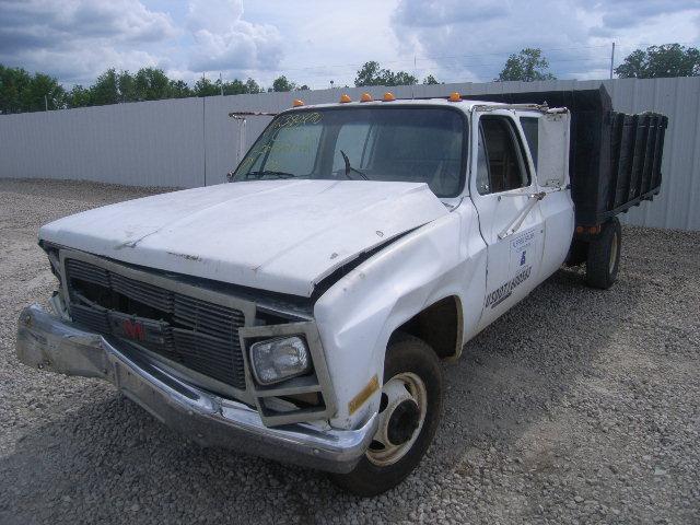 GMC R Conventional
