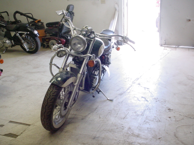 Honda VT1100C2 (SHADOW ACE)