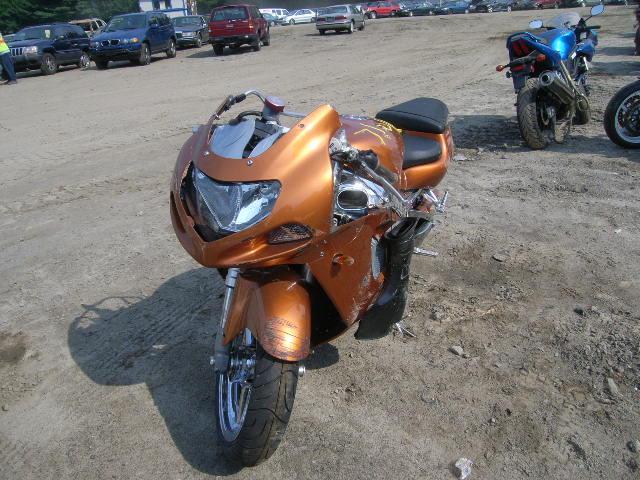 Suzuki GSX-R750