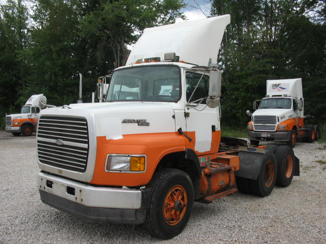 Ford LA9000