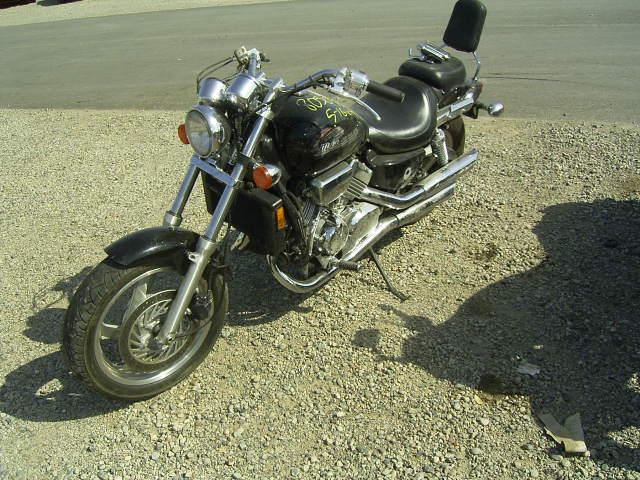 Honda VF750C (MAGNA)