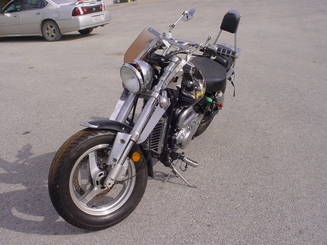 Suzuki VZ800K