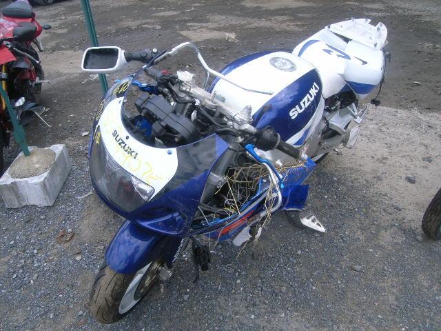 Suzuki GSX-R750