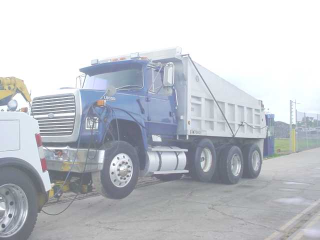 Ford LT8000