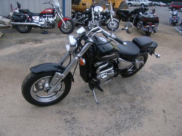 Suzuki VZ800K