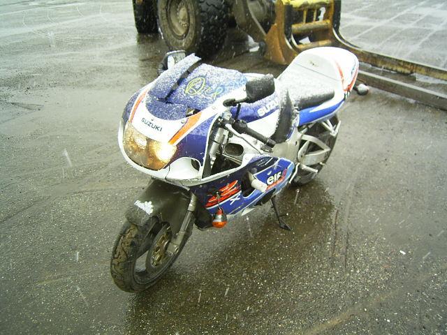 Suzuki GSX-R750