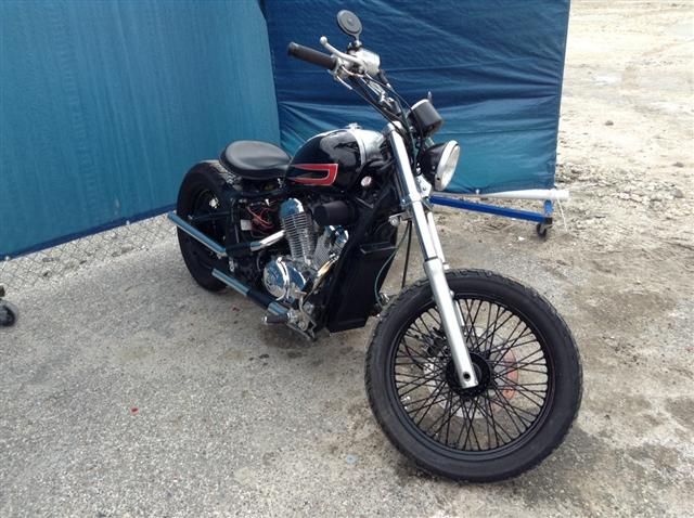 Honda VT600CD (SHADOW VLX DELUXE)