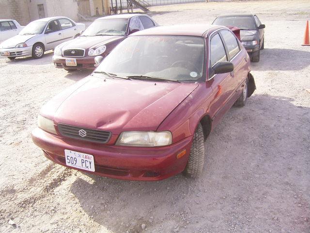 Suzuki Esteem