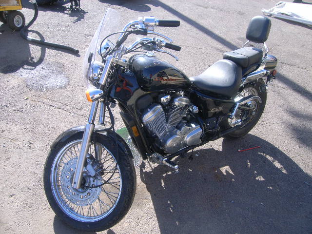 Honda VT600C (SHADOW VLX)