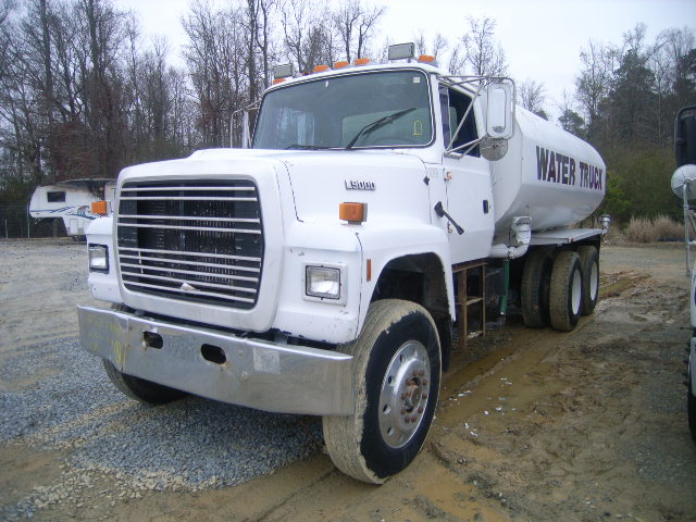 Ford LT9000