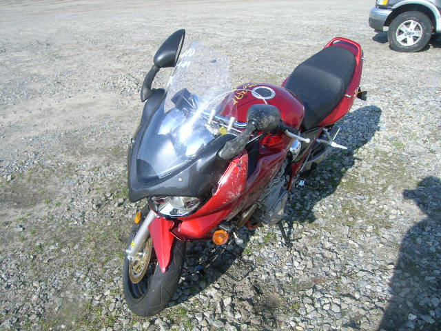Suzuki GSF600S