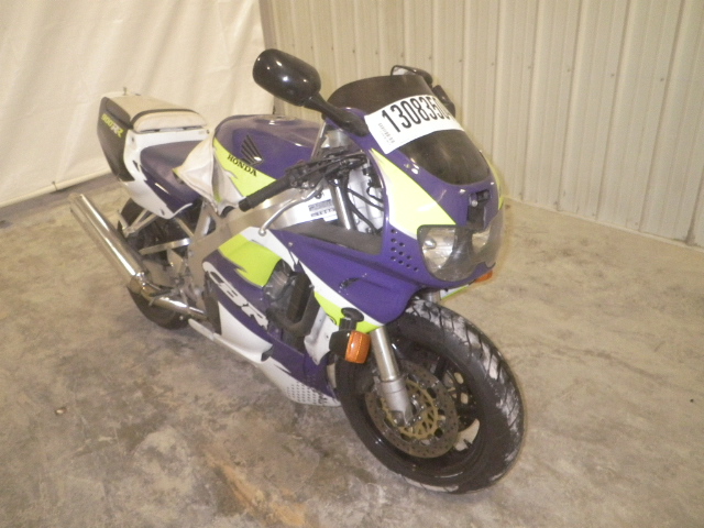 Honda CBR900