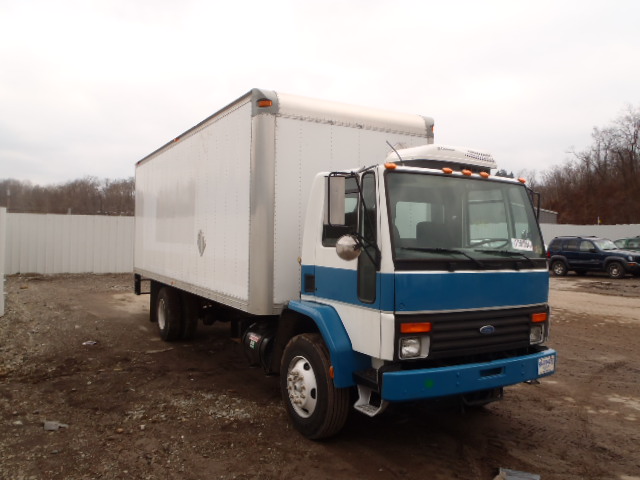 Ford CF8000