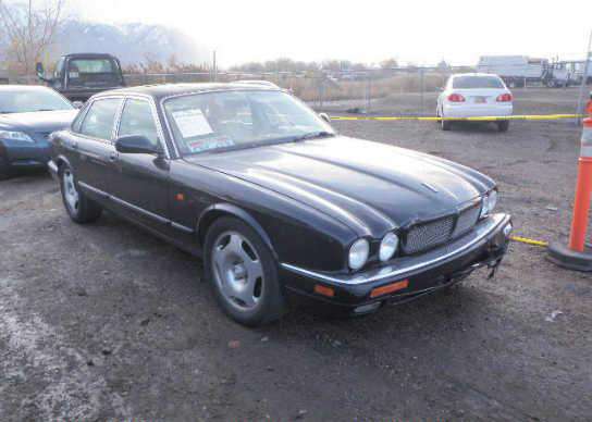 Jaguar XJR