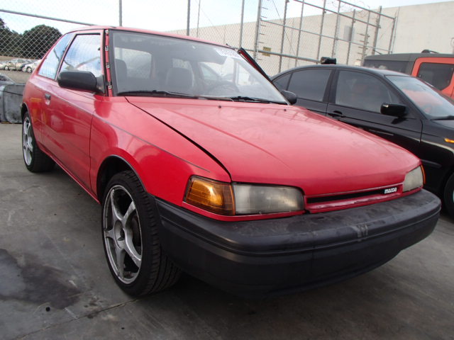 Mazda 323