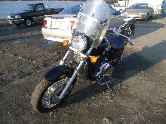 Honda VT1100C2 (SHADOW ACE)