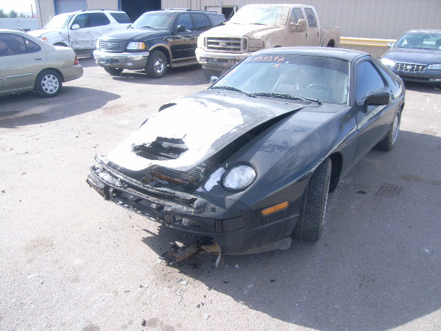 Porsche 928