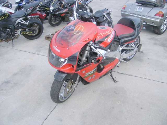 Suzuki GSX-R750