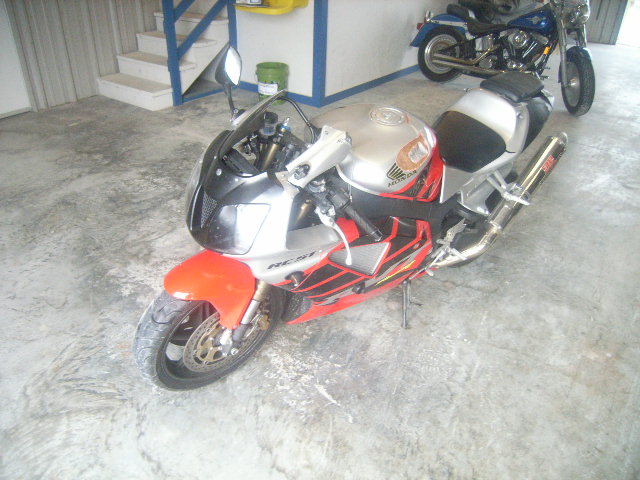 Honda RVT1000R (RC51)