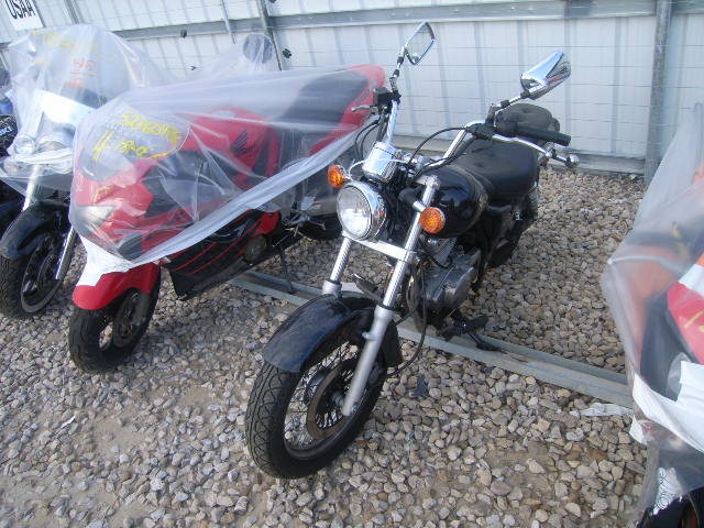 Suzuki GZ250