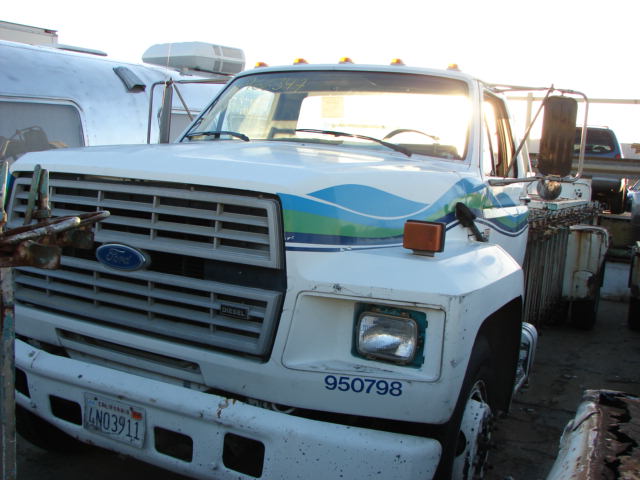 Ford F-700